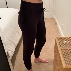 Lululemon joggers